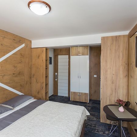 Hotel Tilia Cetinje Esterno foto