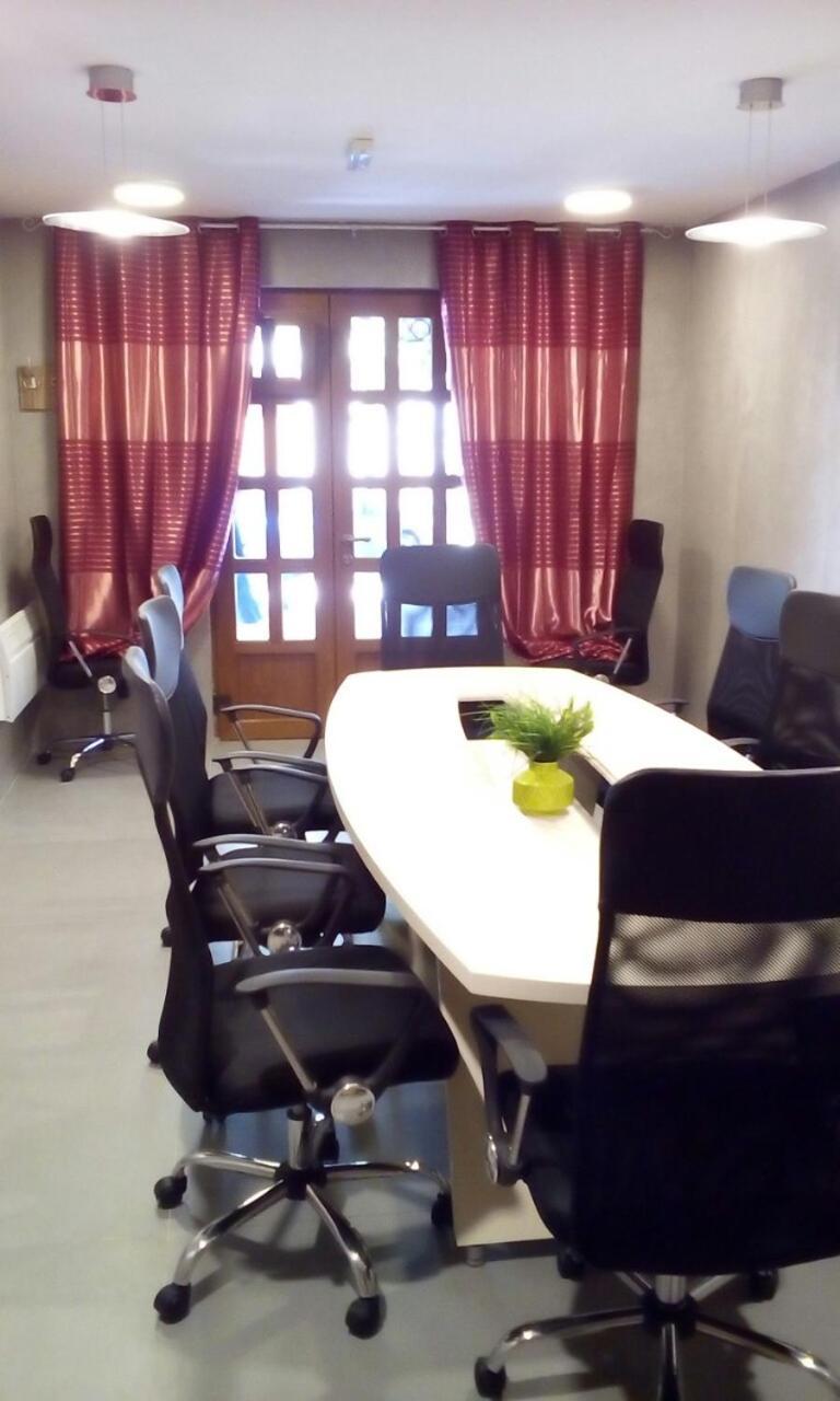 Hotel Tilia Cetinje Esterno foto
