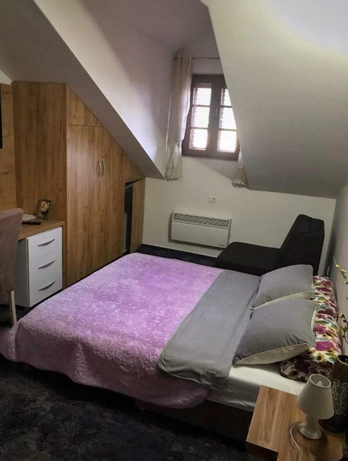 Hotel Tilia Cetinje Esterno foto